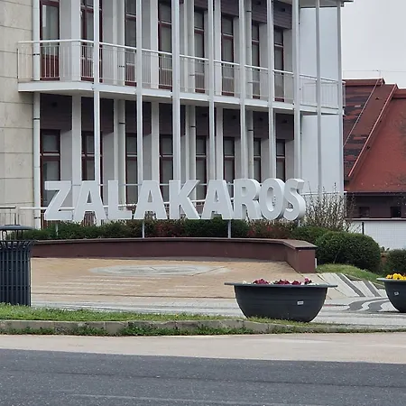 Sunrise Lägenhet Zalakaros